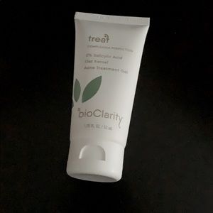 BioClarity full size acne treatment gel